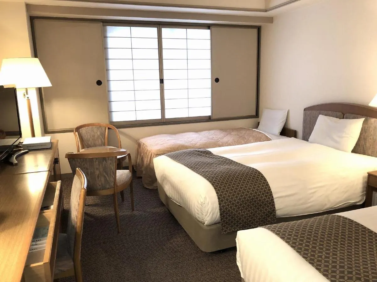 ***  Hotel Centnovum Kioto Japón